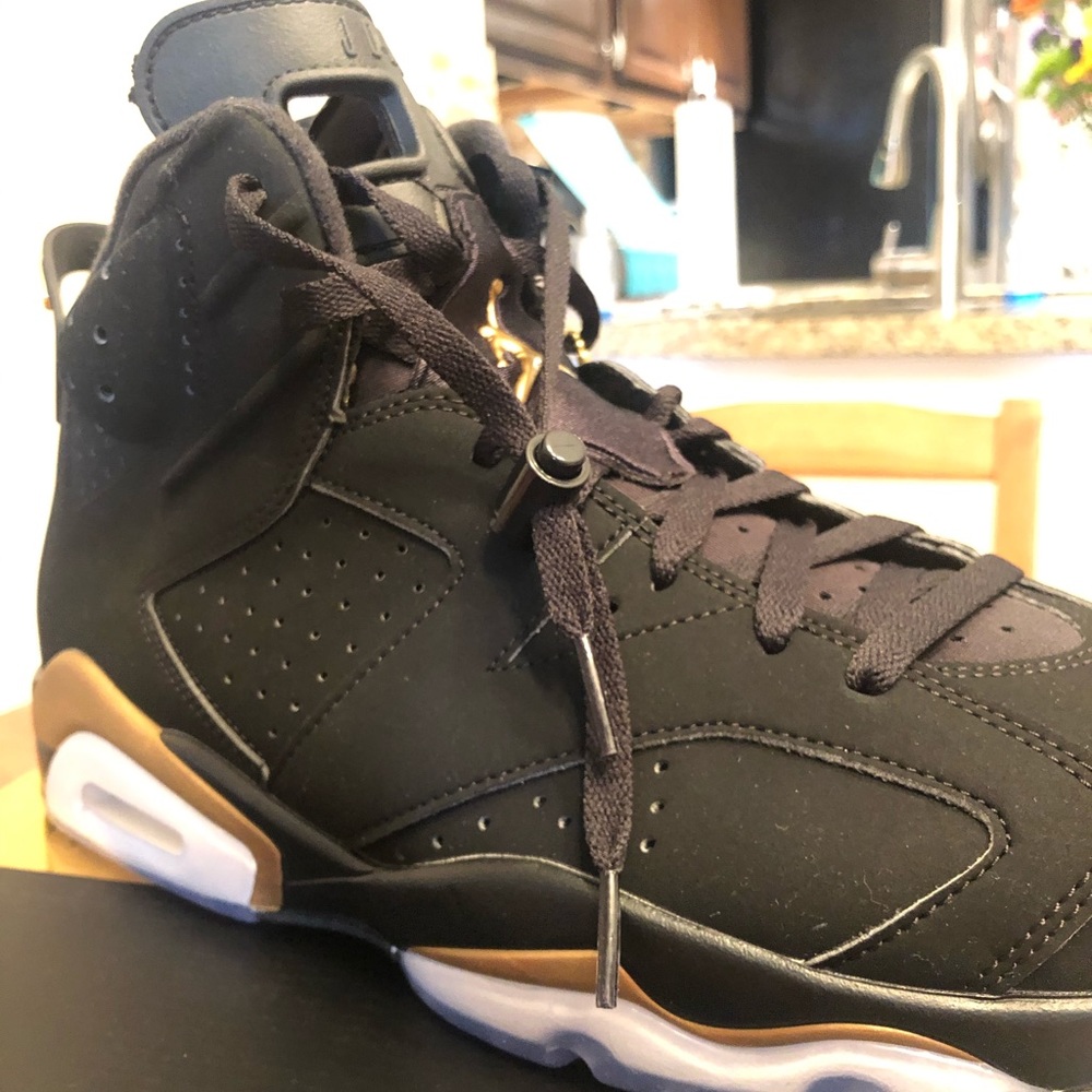 DS DMB 6’s size 12